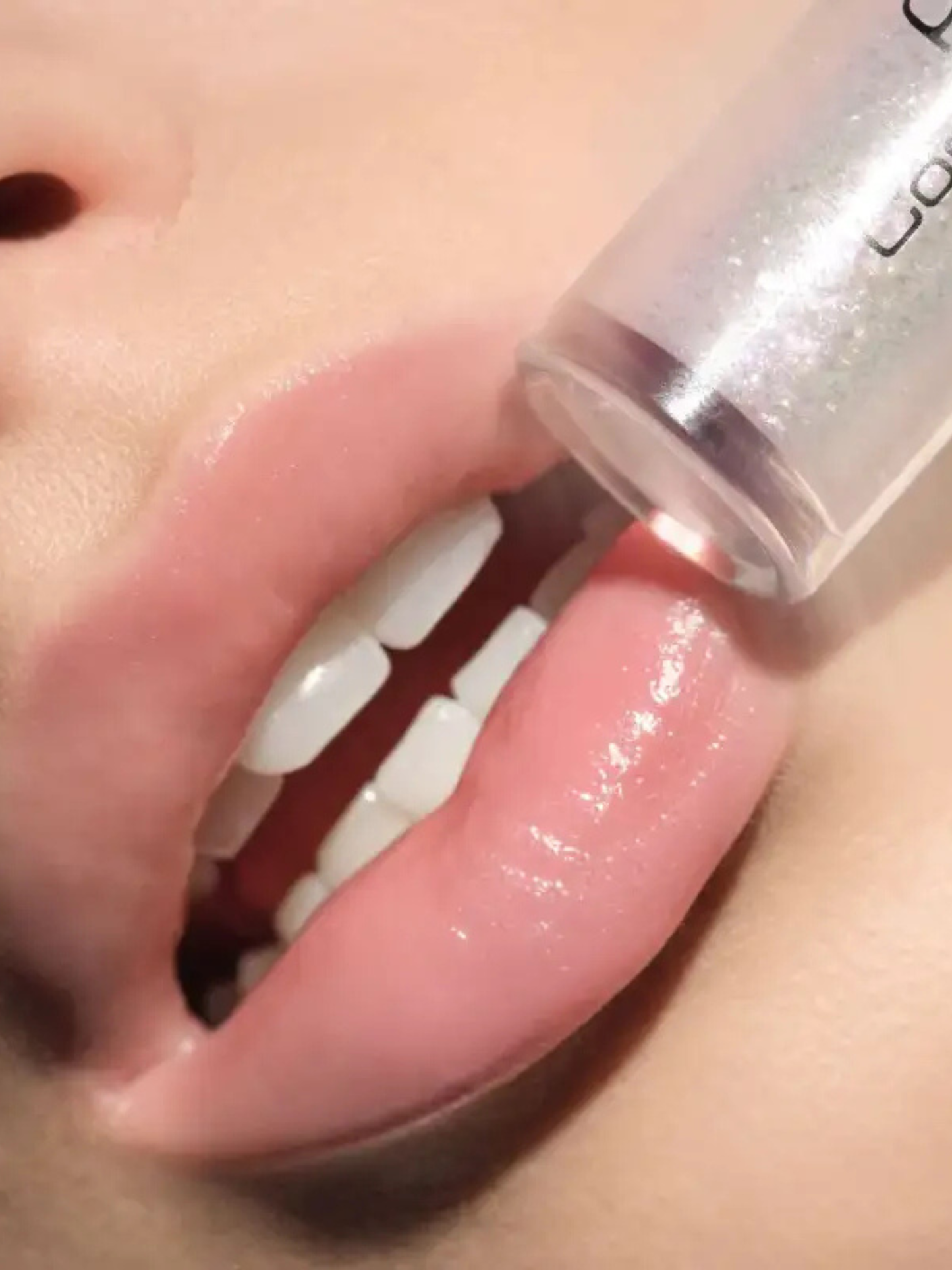 Cosmic Kiss Lip Filler - Cosmic Glow - ARTDECO